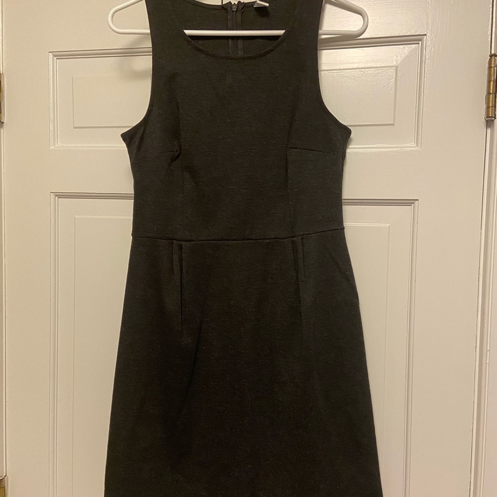 Old Navy gray sleeveless dress